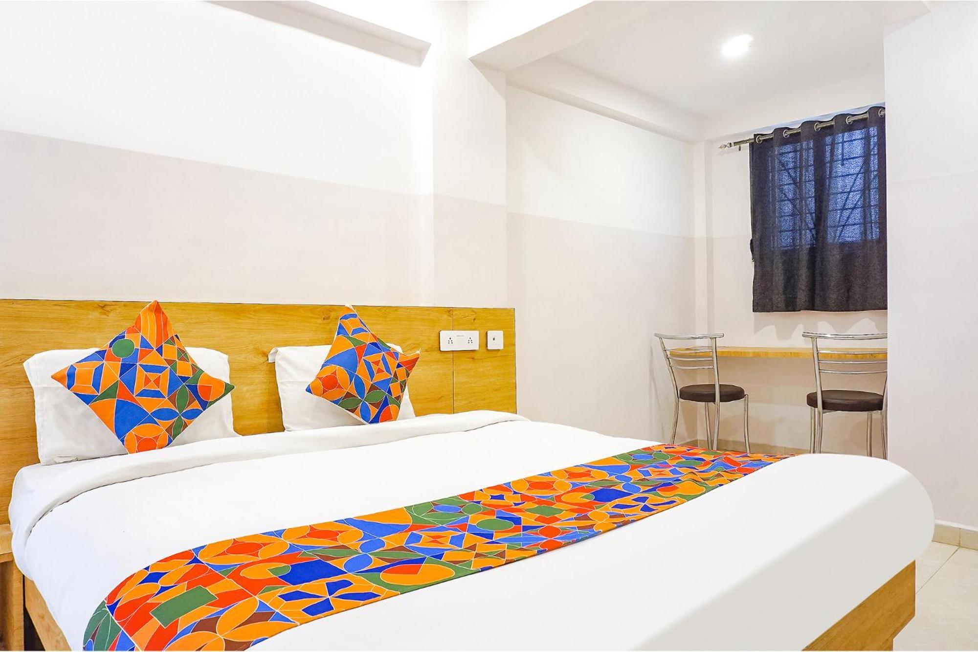 Fabhotel Saffron Inn I - Nr Darshan Museum Pune Ngoại thất bức ảnh