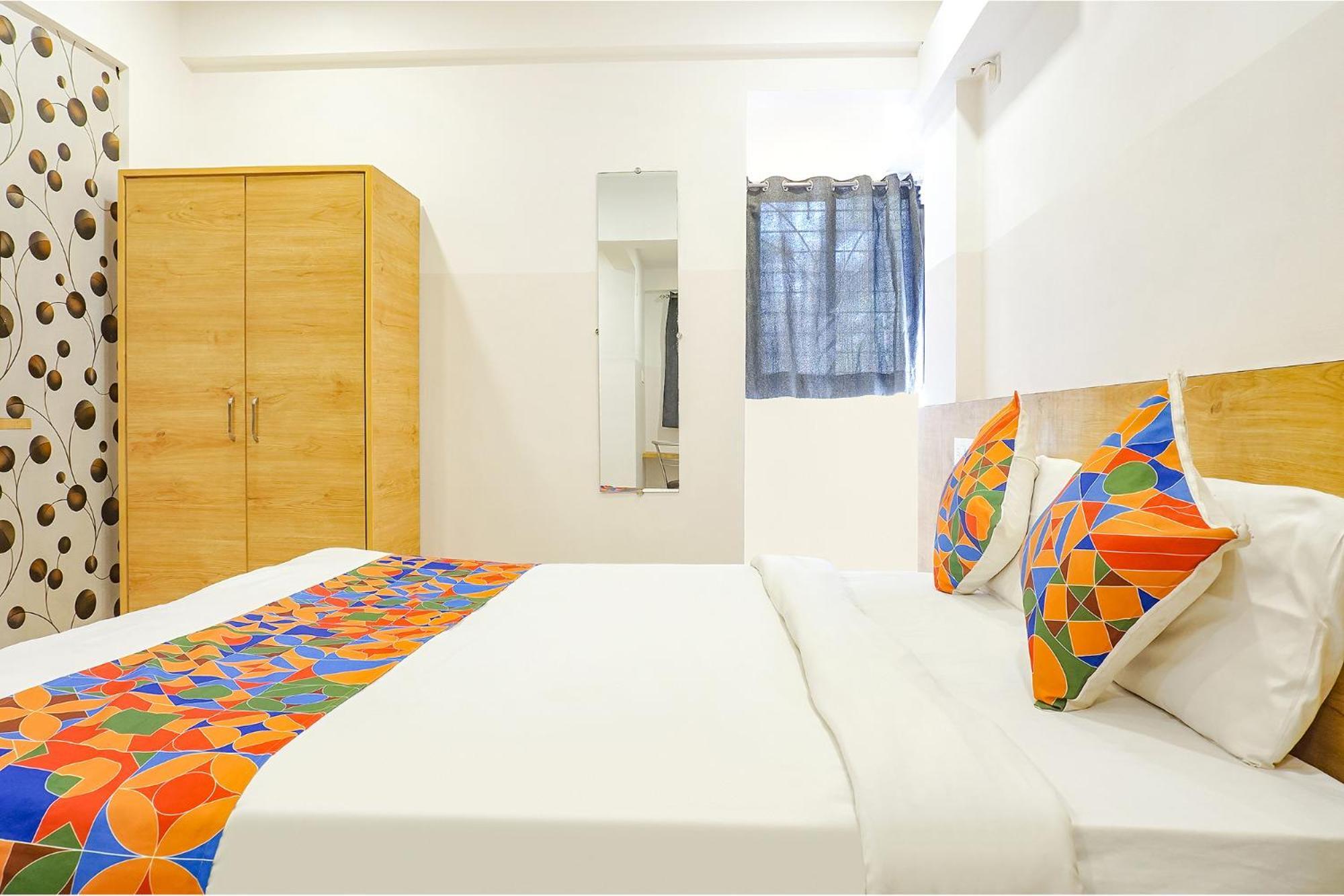Fabhotel Saffron Inn I - Nr Darshan Museum Pune Ngoại thất bức ảnh