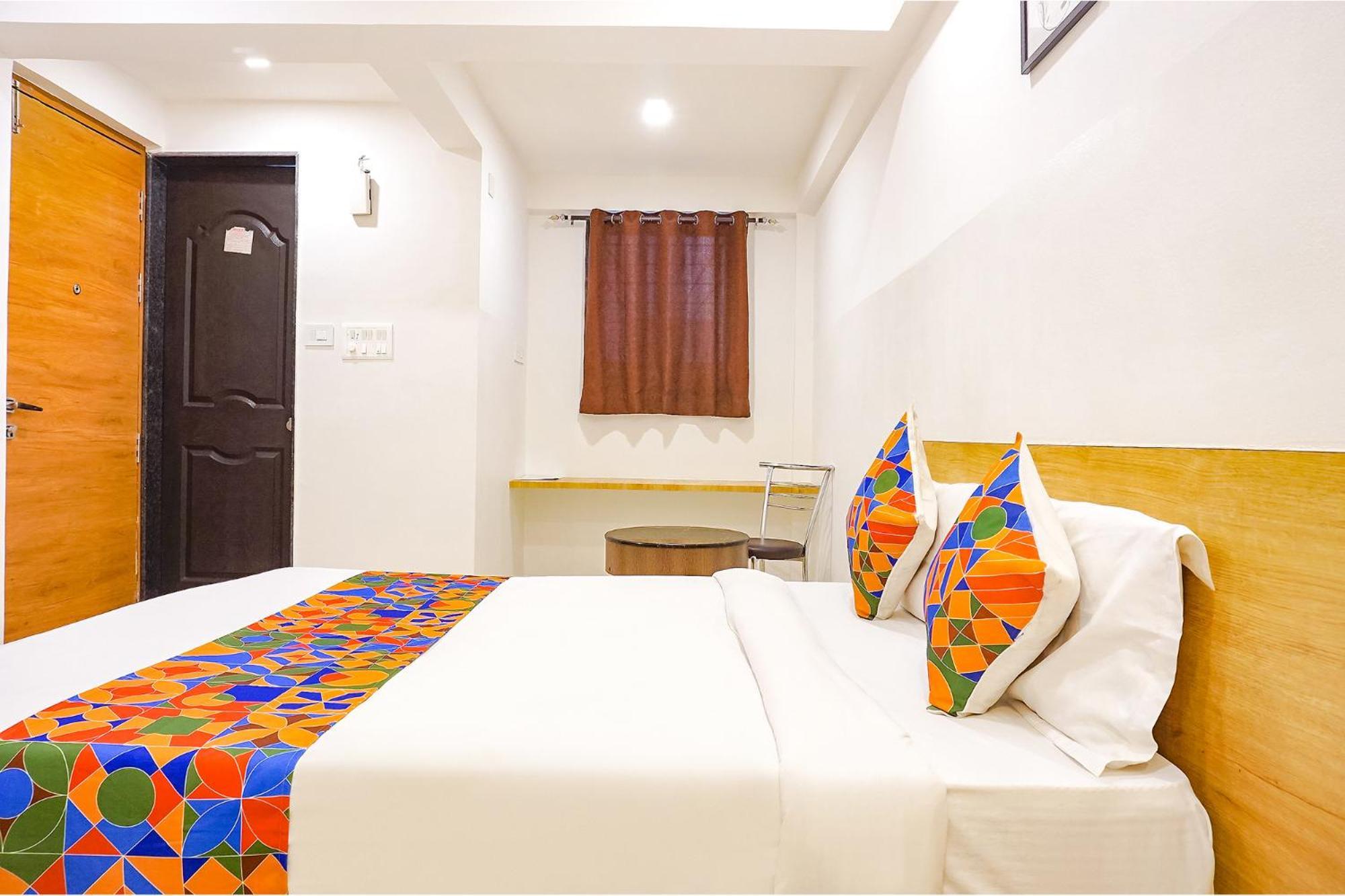 Fabhotel Saffron Inn I - Nr Darshan Museum Pune Ngoại thất bức ảnh