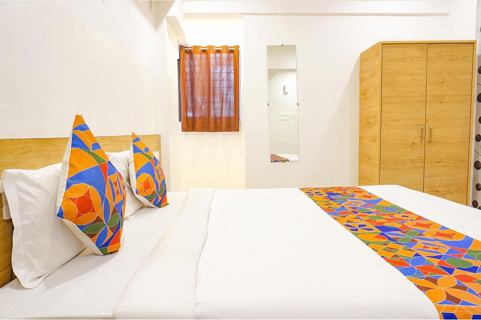 Fabhotel Saffron Inn I - Nr Darshan Museum Pune Ngoại thất bức ảnh