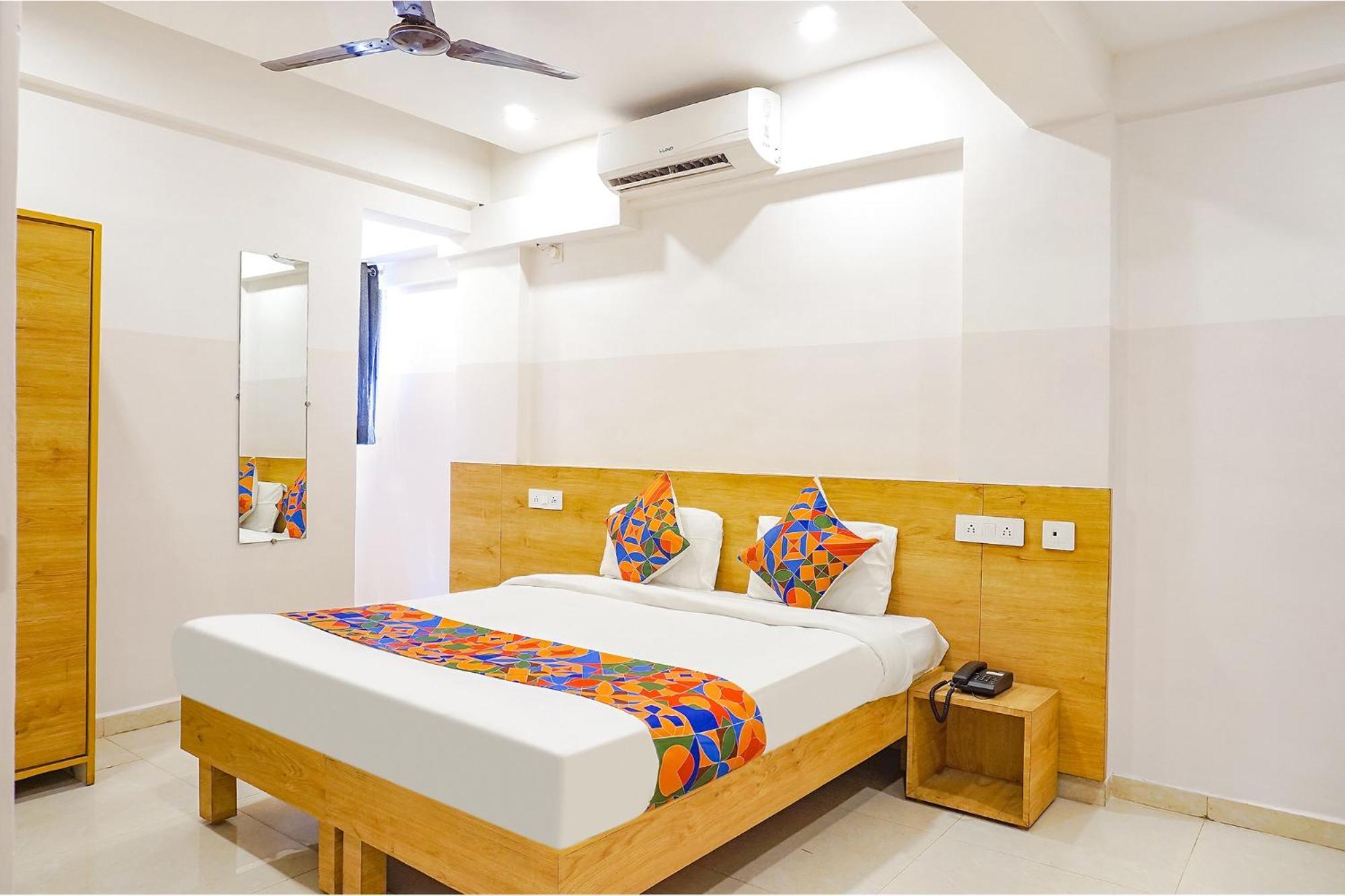 Fabhotel Saffron Inn I - Nr Darshan Museum Pune Ngoại thất bức ảnh